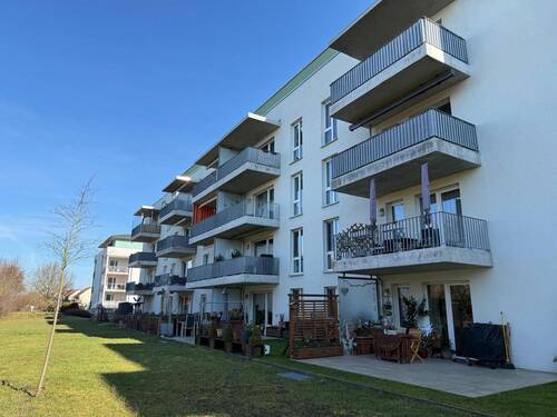 Balkonanlagen - 3 Zimmer Etagenwohnung in Halle