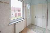 03. Badezimmer EG - 6 Zimmer Einfamilienhaus in Zossen