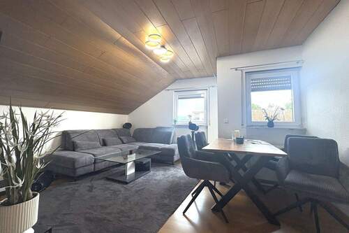 Wohnen/Essen DG - 1 Zimmer Mehrfamilienhaus, Wohnhaus zum Kaufen in Obersulm