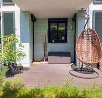 Schöne 2-Zimmer-Erdgeschosswohnung mit Terrasse und eigenem Garten in Riedberg-Bonifatiusbrunnen - Frankfurt am Main Kalbach-Riedberg
