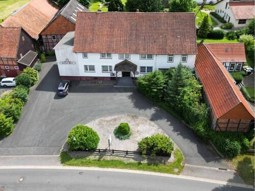 DJI_0141 - Mehrgenerationenhaus (ehemalige Gaststätte mit Fremdenzimmern)