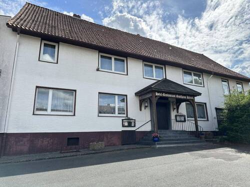 IMG_5271 - Mehrfamilienhaus, Wohnhaus mit 500,00 m&sup2; in Sibbesse zum Kaufen