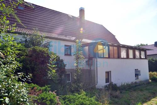 Seitansicht - Vielseitiges Einfamilienhaus mit großem Potenzial