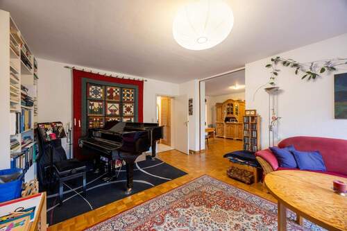 Wohnzimmer - 5 Zimmer Reihenendhaus in Krefeld