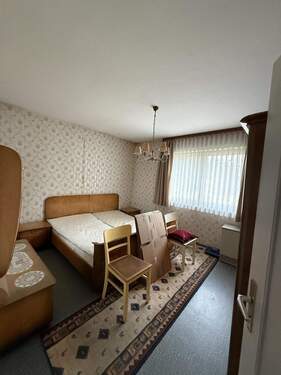 Schlafzimmer EG - 