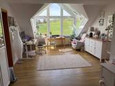 Wohnzimmer - .::Ambiente unterm Dach - attraktive 3 Zimmer Wohnung::.