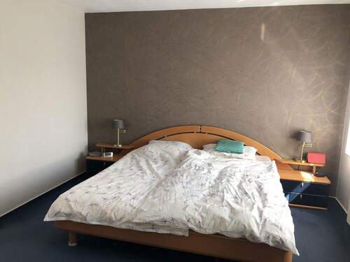 Schlafzimmer EG - 