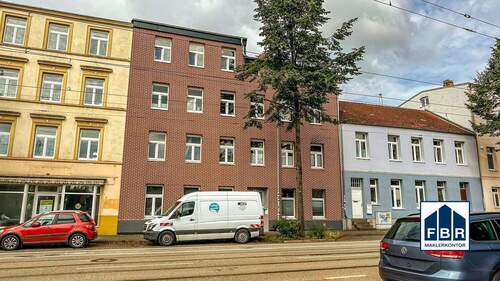 Weitere Frontansicht - 2 Zimmer Mehrfamilienhaus, Wohnhaus in Schwerin