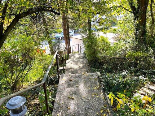 Treppenaufgang - Grundstück in Bickenbach zum Kaufen