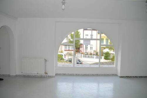 Laden linke Seite - 