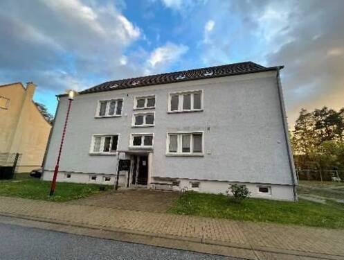 Fassade - 4 Zimmer Etagenwohnung zur Miete in Boxberg/Oberlausitz