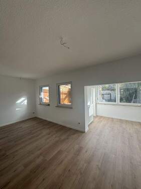 Wohn-/Essbereich EG - Frisch saniertes Reihenendhaus mit Innenstadtlage in Koblenz Goldgrube zum Mieten! Erstbezug.