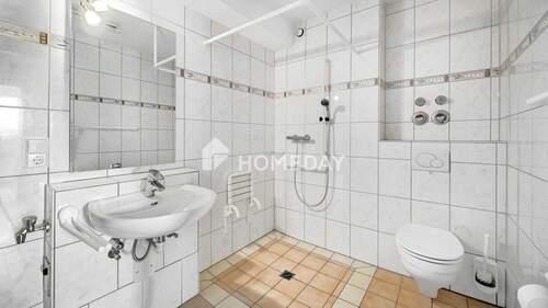 Badezimmer 1 - 