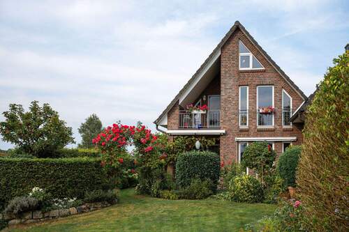 Außenansicht - Einziehen und Wohlfühlen: liebevoll gepflegtes Einfamilienhaus in ländlicher Lage