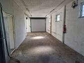 Werkstatt mit Rolltor im EG - 6 Zimmer Einfamilienhaus in Braunschweig