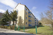 Giebel/Rückansicht - 3 Zimmer Etagenwohnung in Halle (Saale)
