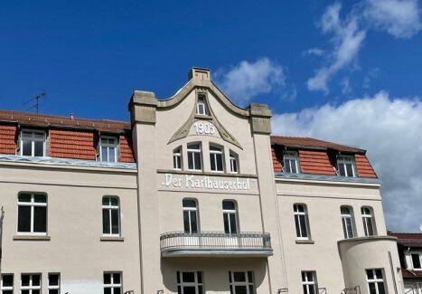 Außenansicht - Repräsentative Büro- Praxisfläche mit Aufzug im Karthäuserhof