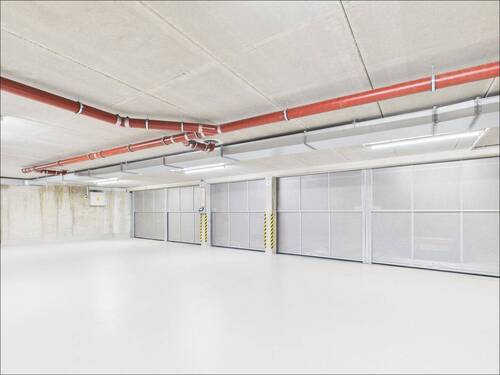 Geräumige Tiefgarage - 