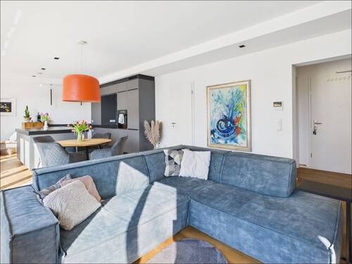 Gemütliches Sofa inklusive - 