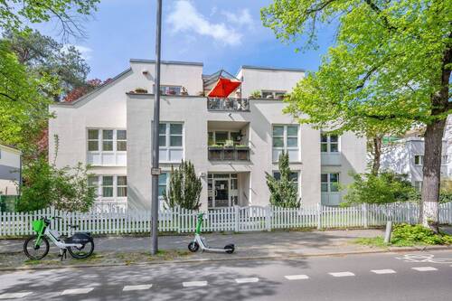 Hausansicht - 4 Zimmer Etagenwohnung in Berlin-Grunewald