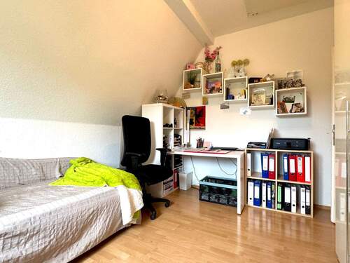 Schlafzimmer II OG - 