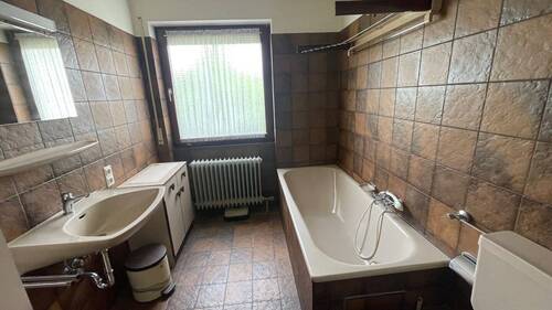 OG: Badezimmer - 
