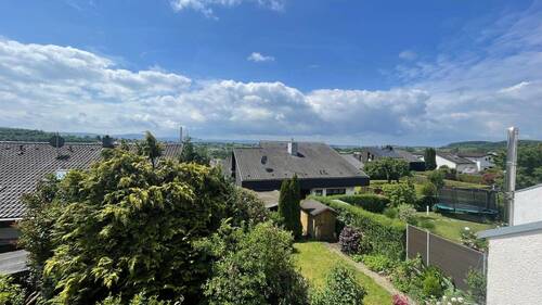 Aussicht vom Balkon - 5 Zimmer Reihenmittelhaus zum Kaufen in Göppingen / Bartenbach