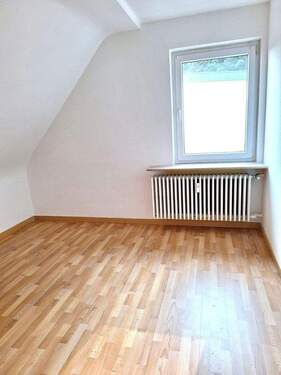 Schlafzimmer - Etagenwohnung mit 77,00 m² in saarbrücken zum Kaufen