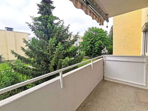 Ruhiger Südbalkon - 3 Zimmer Etagenwohnung zur Miete in Olching