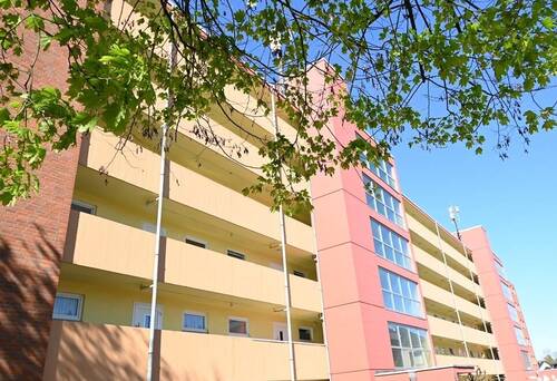 Vorderansicht (8) - 2-Zi. Wohnung * ca. 52,64 m² * Balkon * Aufzug * 2012 modernisiert * Citylage von Langenfeld