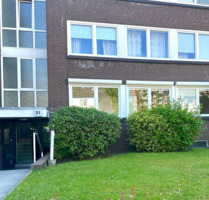 23-Zimmer-Erdgeschosswohnung zentral in Sülldorf - Hamburg