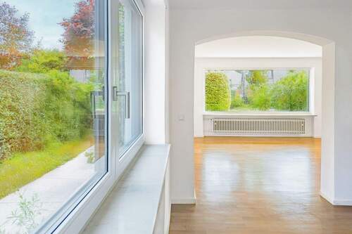 Ess-/ Wohnbereich - Doppelhaushälfte mit 181,00 m&sup2; in Pullach im Isartal zum Kaufen