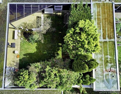 Garten Luftbild - Mehrfamilienhaus, Wohnhaus mit 135,00 m&sup2; in Neusäß zum Kaufen