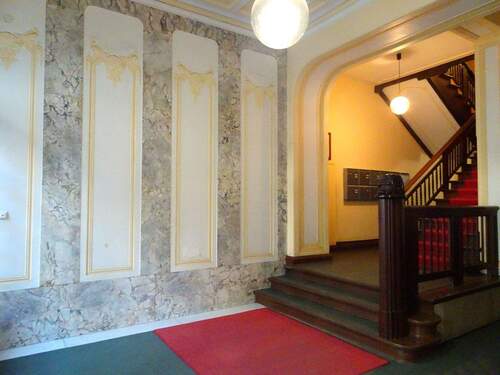 Entreé - Etagenwohnung mit 130,00 m&sup2; in Berlin zur Miete