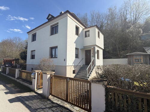 Bild 3 - 5 Zimmer Einfamilienhaus in Almrich