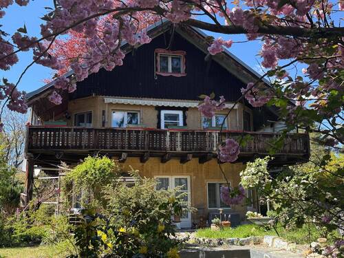 Hausfront - Attraktives Grundstück mit bestehendem Haus und weiterem Bauplatz in Erkner
