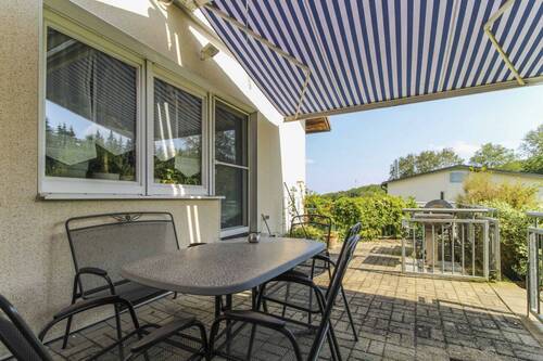 Terrasse Süd - 8 Zimmer Mehrfamilienhaus, Wohnhaus in Duggendorf