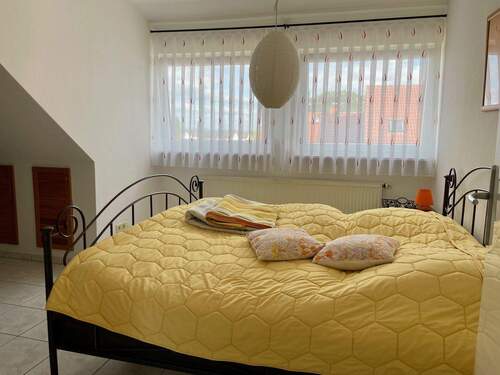 Schlafzimmer - Etagenwohnung mit 72,00 m² in Reichelsheim / Beienheim zum Kaufen