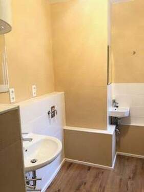 Badezimmer/2 Waschbecken - 