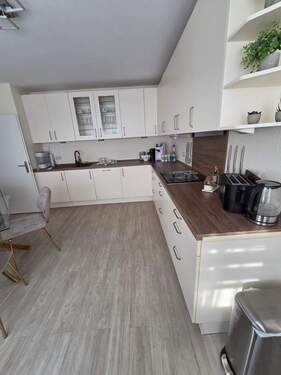 Einbauküche - 3 Zimmer Etagenwohnung zur Miete in Ludwigshafen am Rhein