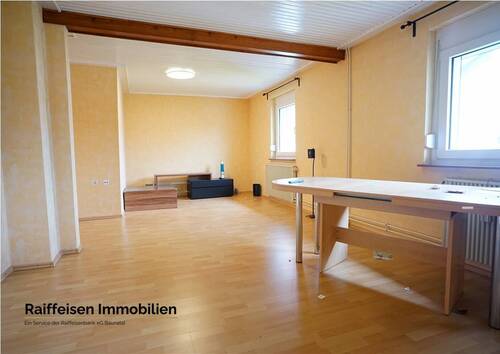 Raiffeisenstraße 15 - 