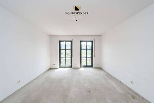 EG: Schlafzimmer mit Zugang zum Balkon - 