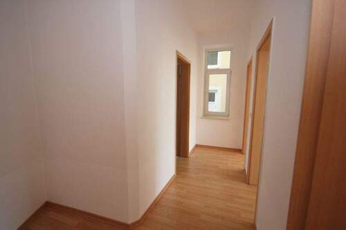 Flur - 3 Zimmer Etagenwohnung zur Miete in Döbeln
