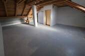 Dachgeschoss Ausbaubar - 