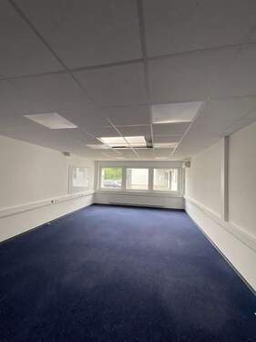 IMG_0289.jpeg - Helle gepflegte BüroGewerbefläche am Stadtrand von Fulda