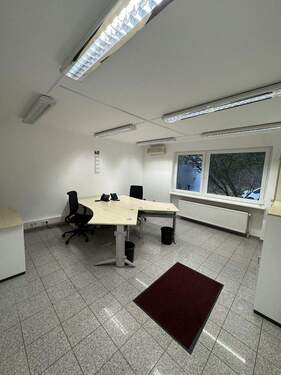 Bild 1 - Büroraum möbiliert ab sofort zu vermieten