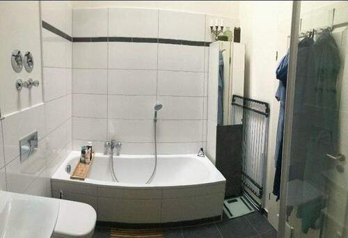 Modernes Badezimmer - 