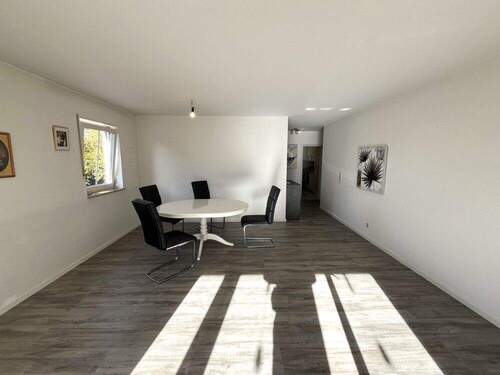 Großer Wohn- Essbereich - 