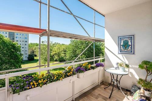 Balkon - 2 Zimmer Etagenwohnung in Berlin