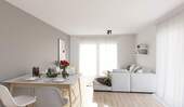 Lichtdurchfluteter Wohnbereich dank bodentiefer Fe - 